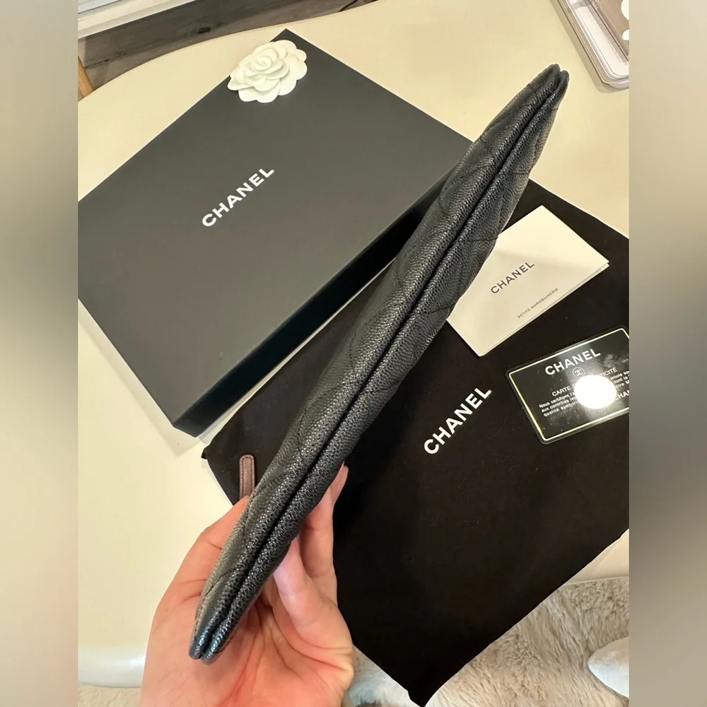 Chanel classic clutch for sale! - Picture 2 of 6